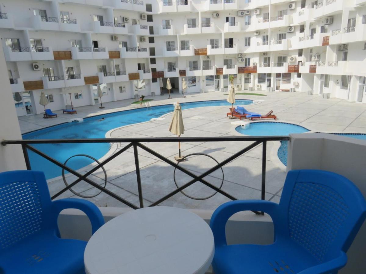 Apartment Vicenta Near The Sea Redsealine 후르가다 외부 사진