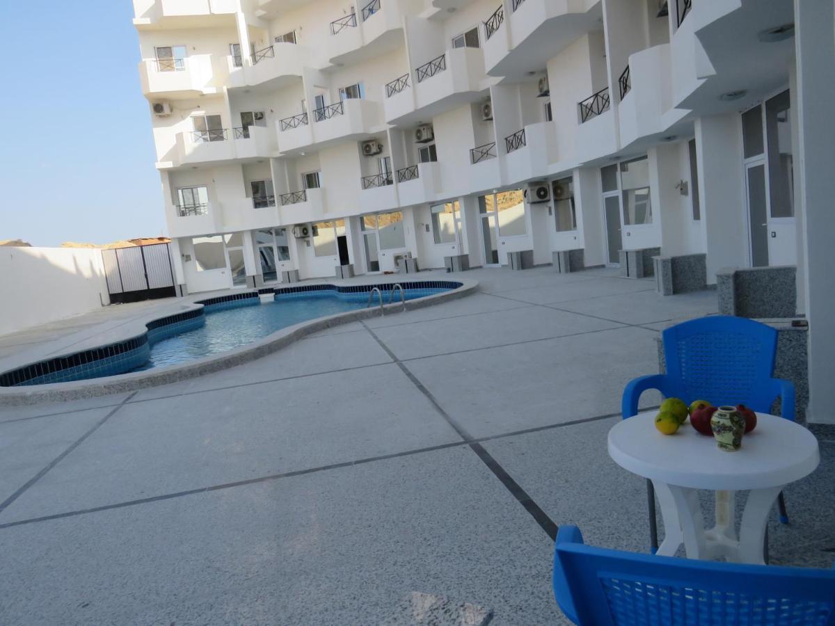 Apartment Vicenta Near The Sea Redsealine 후르가다 외부 사진